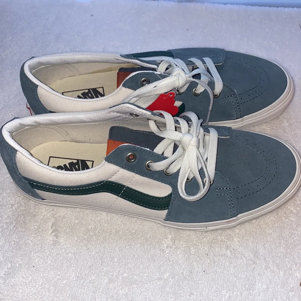 Vans Sk8 Low Skate Shoe - Varsity Blue Green/White Size 10 NEW - Picture 2 of 7